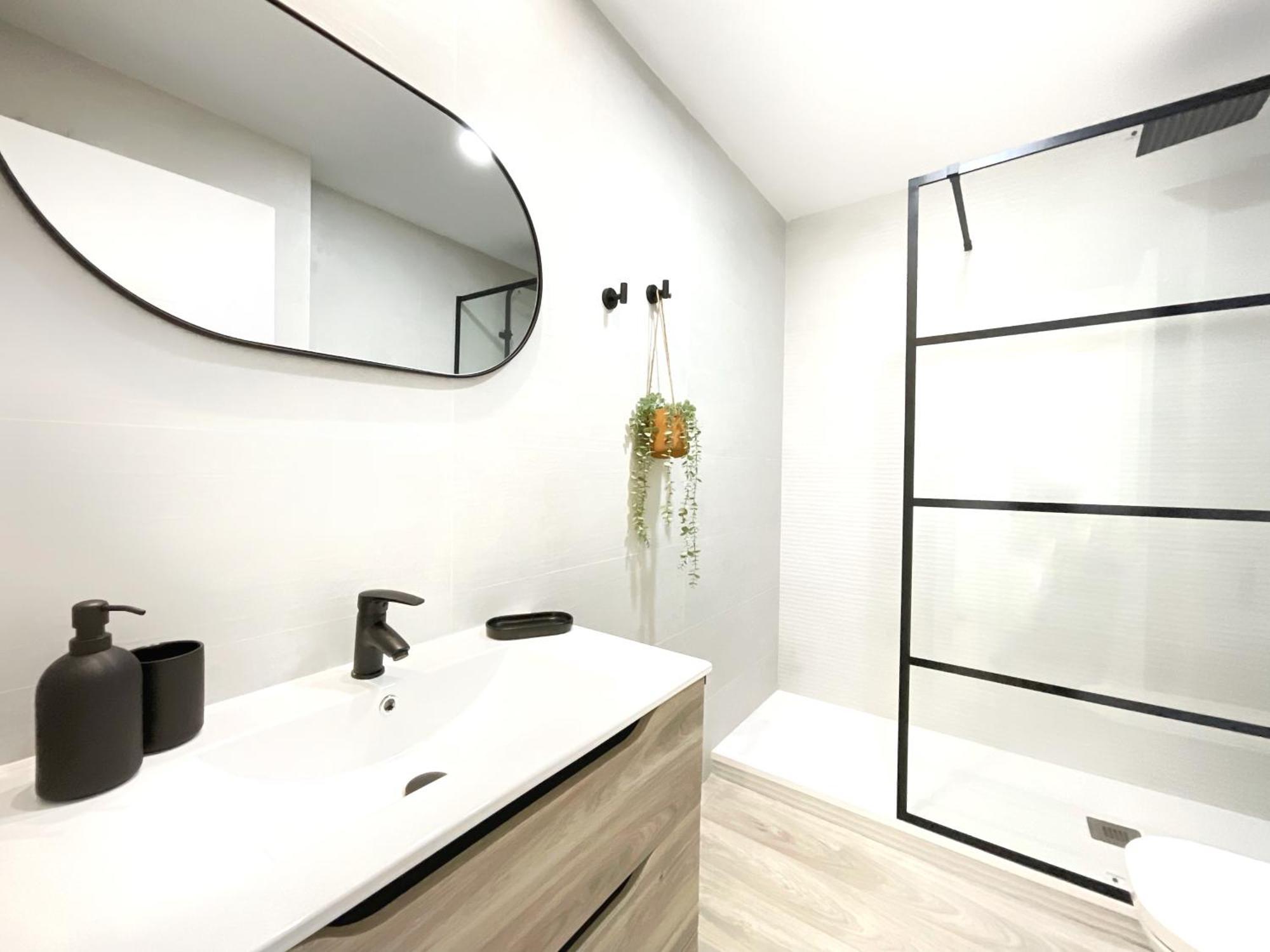Cs7 Kaleria Suites Almería Eksteriør bilde